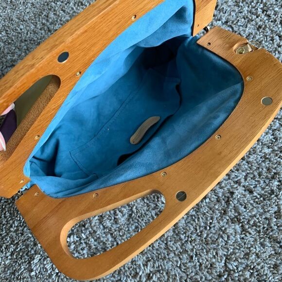 Handmade Genuine Leather Abstract Printed Bag Wooden Frame Clutch/Crossbody - Picture 11 of 11